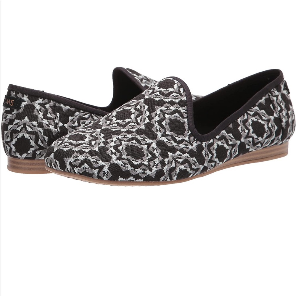 Toms Darcy flats in sunburst blanket NIB